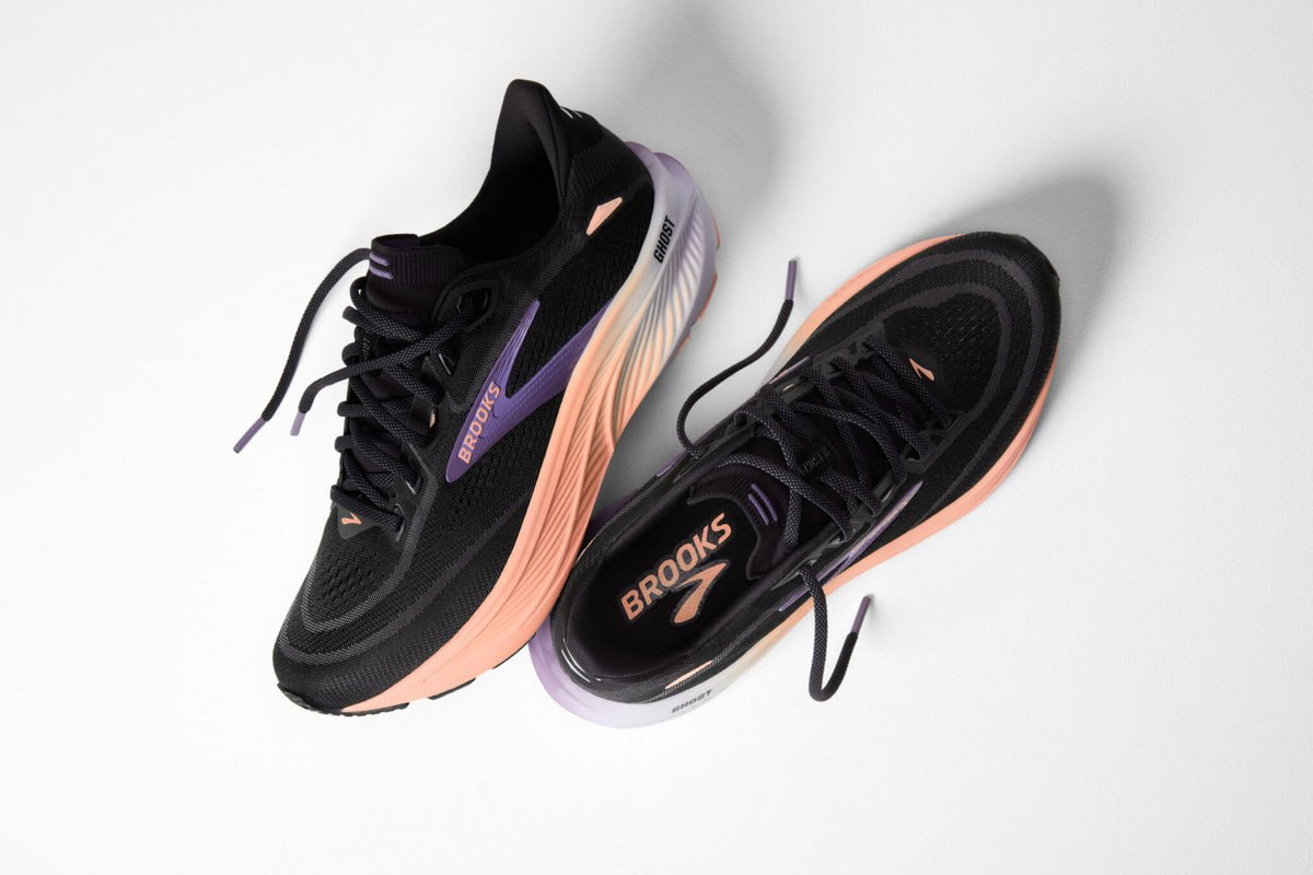 Brooks Ghost 18 ( 1B 080 ) Regular Width