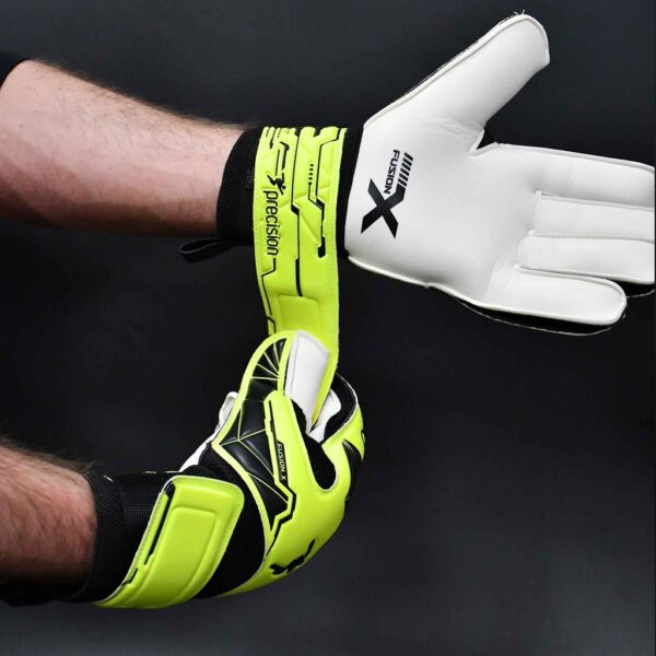 Precision Junior Fusion X Flat Cut Essential GK Gloves 1