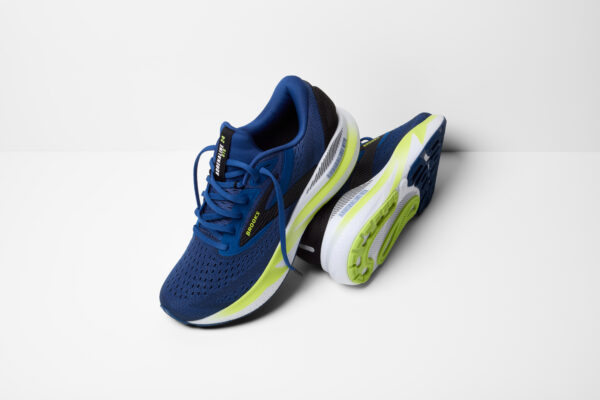 Brooks Adrenaline GTS 24 ( 1D 425 ) Regular Width - Image 4
