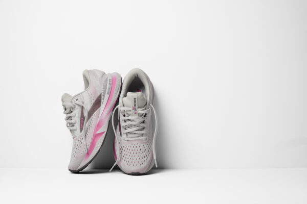 Brooks Adrenaline GTS 24 ( 1B 096 ) Regular Width - Image 4